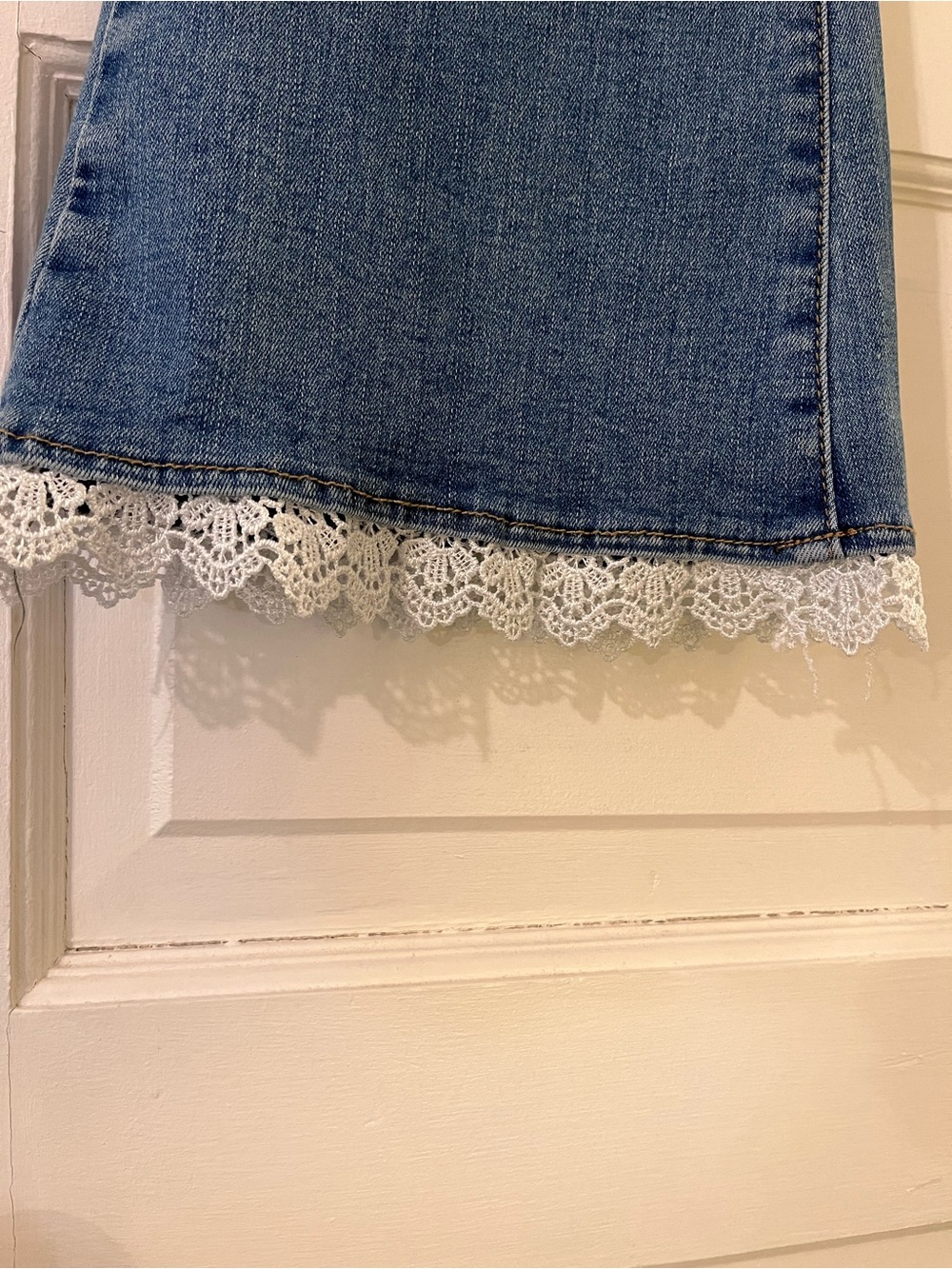 NWT Coco + Carmen Light Blue Flare Crop Jeans with Lace Hem - Picture 7 of 10